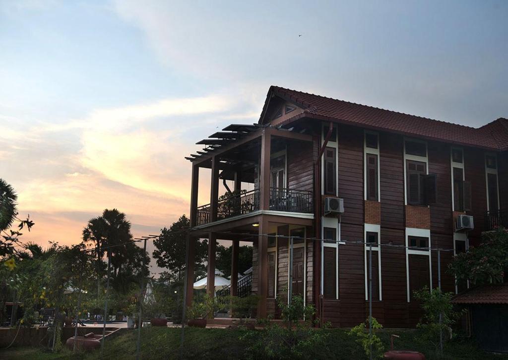 Villa Vedici Kampot Exterior foto